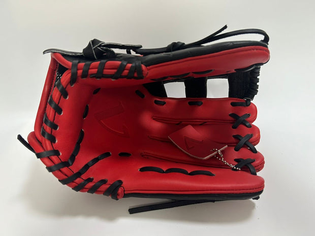 Vanquish red/black stock glove
