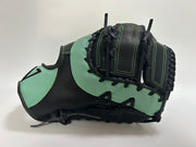 Vanquish mint/black 1B stock glove