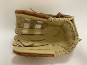 Vanquish blonde/brown stock glove