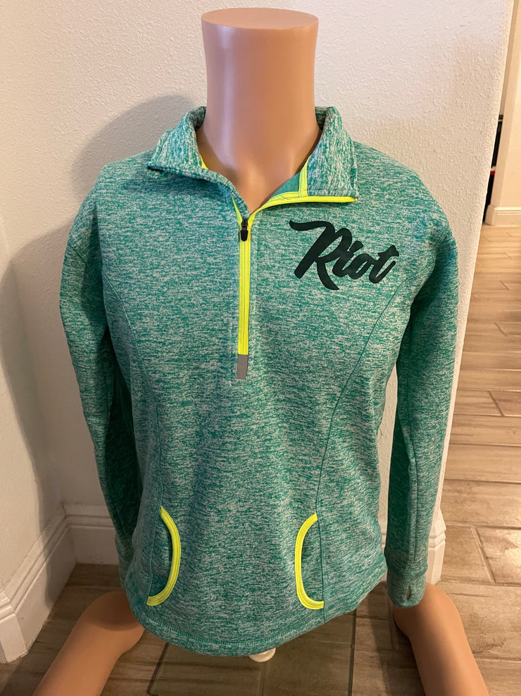 Women’s long sleeve 1/4 zip